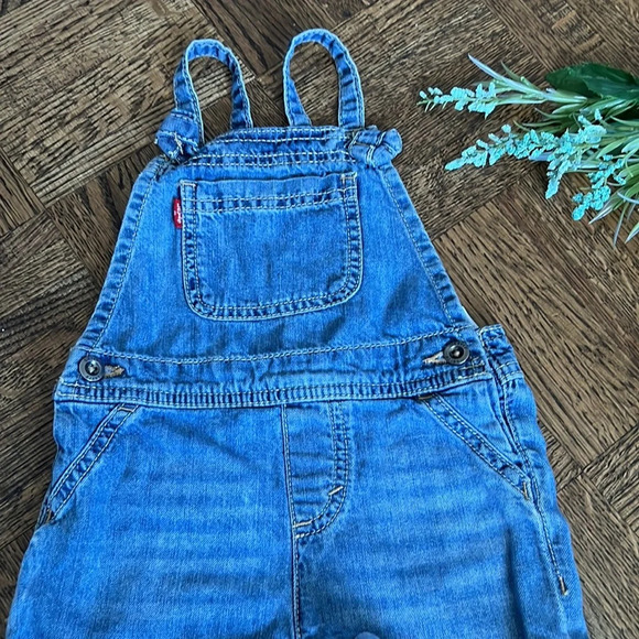LEVI’S Blue Knot strap Shortall - Picture 2 of 6